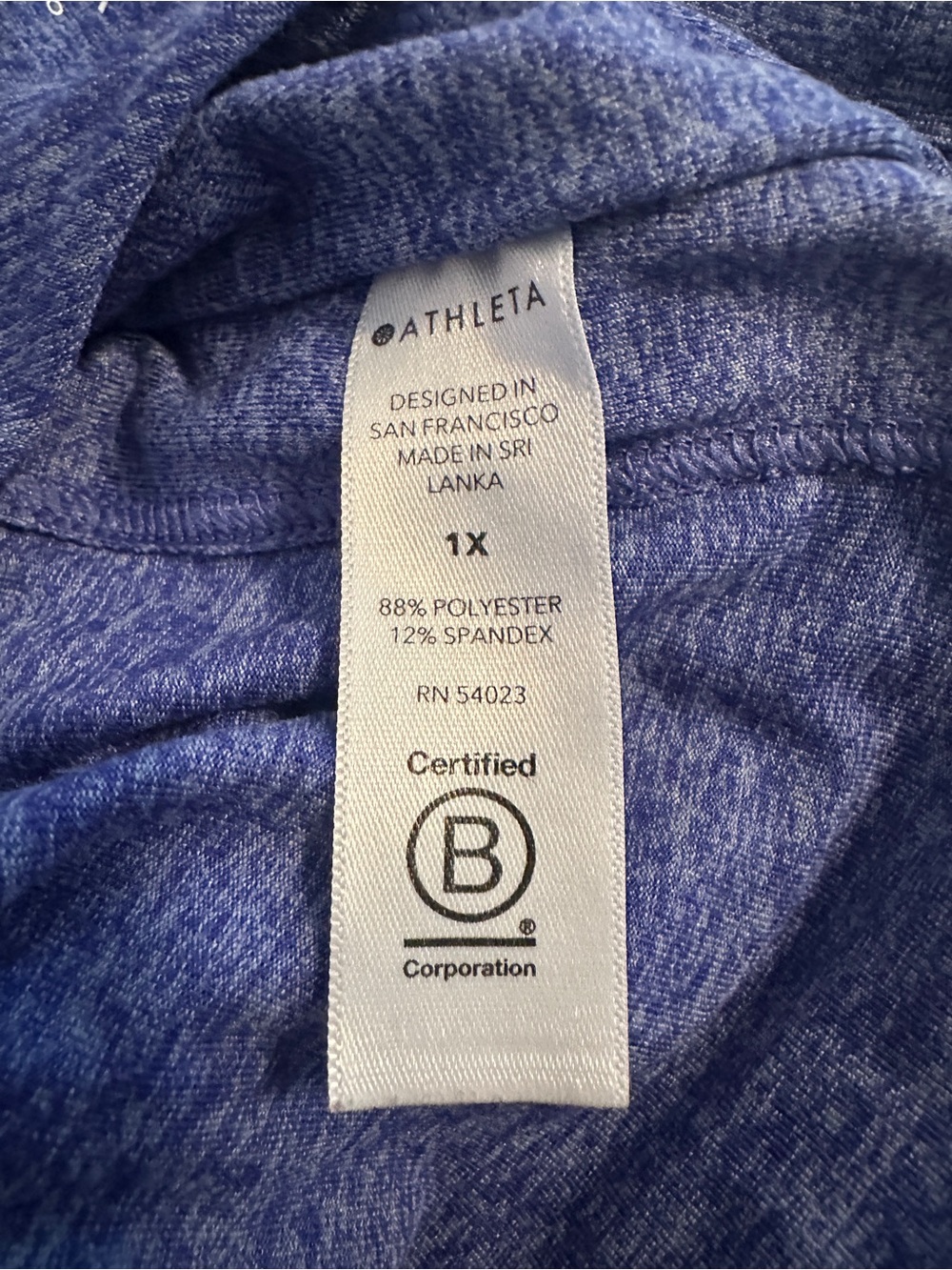 Athleta Long Sleeve Active Top 1X Thumbholes Side Slits EUC - Picture 7 of 7